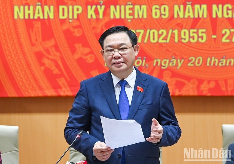 El presidente de la Asamblea Nacional de Vietnam, Vuong Dinh Hue, en el evento.
