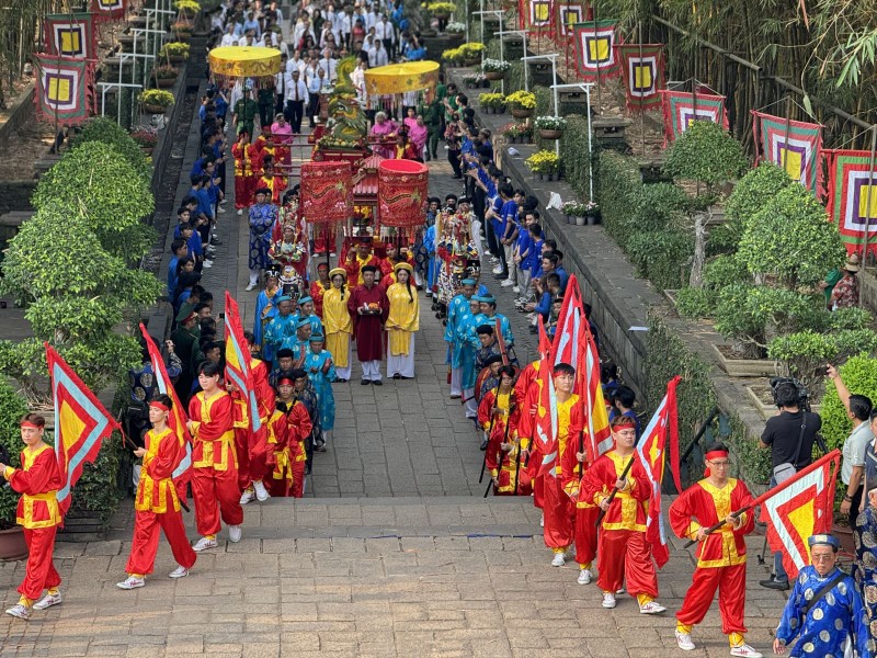 Ceremonia en honor a los Reyes Hung celebrada en el parque histórico-cultural de Ciudad Ho Chi Minh. (Foto: suckhoedoisong.vn)