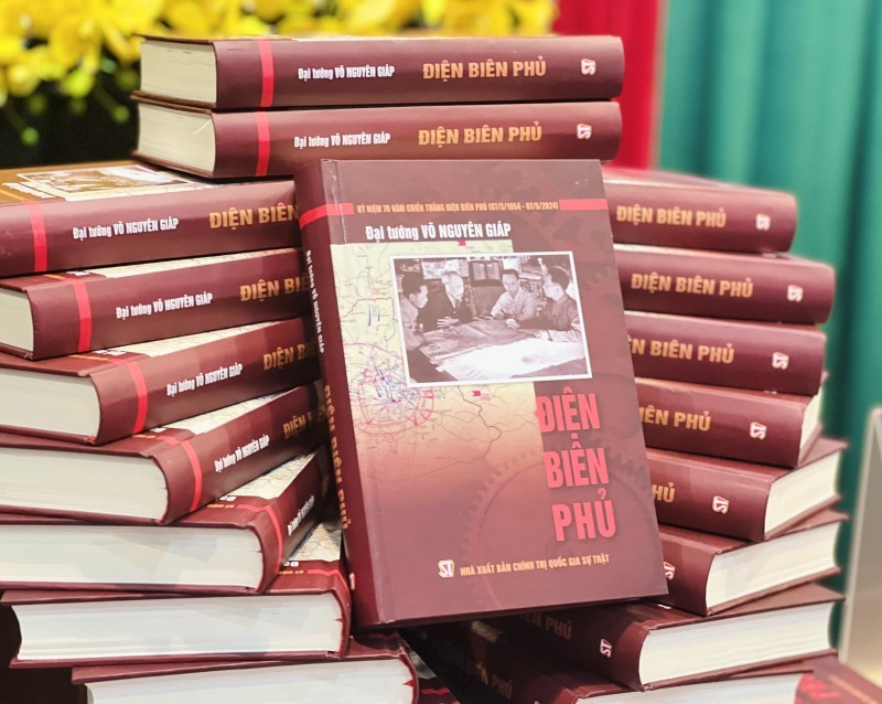 El libro “Dien Bien Phu” (Foto: cand.com.vn)