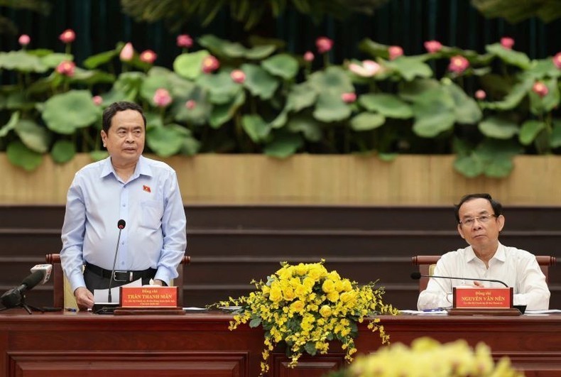 El presidente de la Asamblea Nacional de Vietnam, Tran Thanh Man, interviene en la cita. (Foto: Nhan Dan)