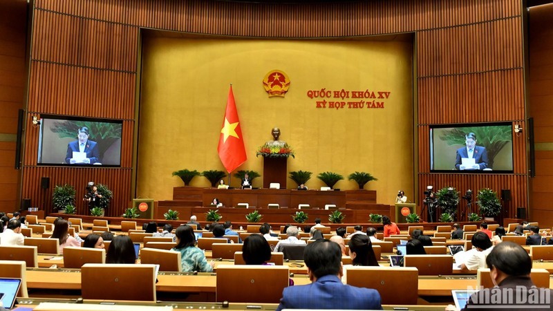 Parlamento de Vietnam discute trabajo de combate contra delincuencias y corrupción