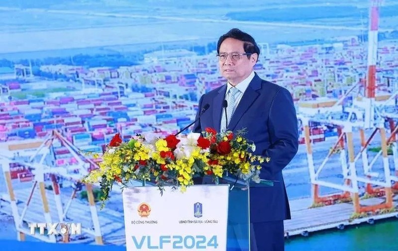 El primer ministro Pham Minh Chinh se interviene en el Foro de Logística de Vietnam 2024 (Foto: VNA)