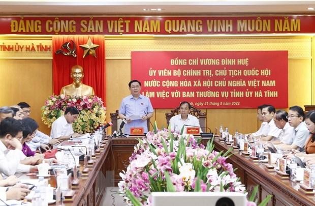 El presidente de la Asamblea Nacional de Vietnam, Vuong Dinh Hue, interviene en la cita. (Fotografía: VNA)