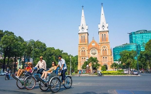 Turistas extranjeros en Ciudad Ho Chi Minh. (Fotografía: laodong.vn)