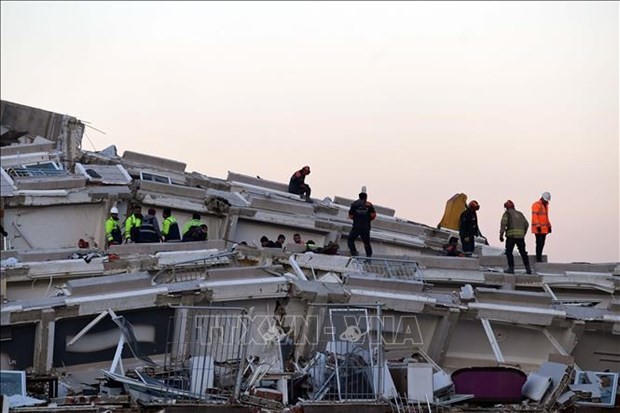 Edificios colapsados por terremoto en Turquía. (Fotografía: Xinhua/VNA)