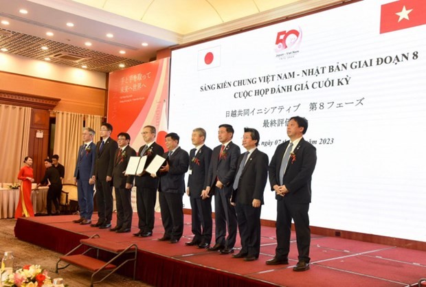 Vietnam aspira al acompañamiento de las empresas japonesas en su proceso del desarrollo. (Foto: VNA)