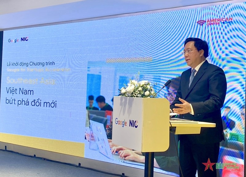El viceministro de Planificación e Inversión Tran Duy Dong, habla en el evento. (Foto: qdnd.vn)