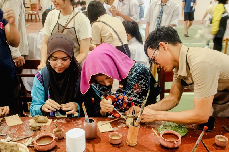 El evento contribuye a fortalecer la amistad entre jóvenes de los países del Sudeste Asiático. (thoidai.com.vn)