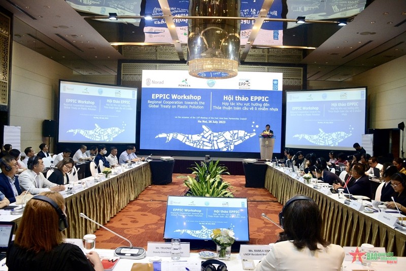 Escena del seminario. (Foto: qdnd.vn)