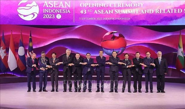Líderes de la Asean en la inauguración de la Cumbre. (Foto: VNA)