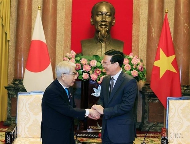 El presidente de Vietnam, Vo Van Thuong, recibió al titular del Senado japonés, Otsuji Hidehisa, en visita oficial a Vietnam (6 de septiembre de 2023). (Foto: VNA)