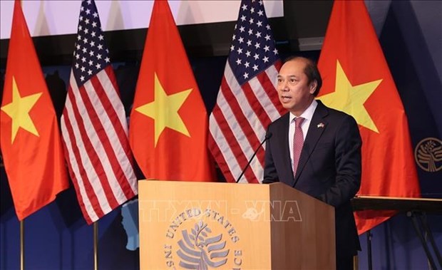 El embajador vietnamita en Estados Unidos, Nguyen Quoc Dung, habla en el evento. (Foto: VNA) 