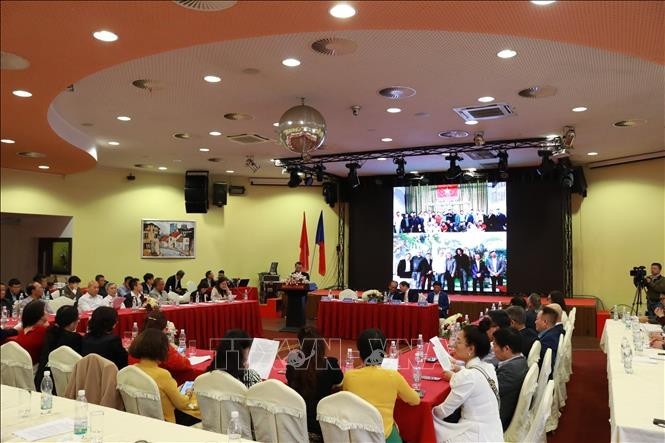 Conferencia de balance de actividades de la Asociación de vietnamitas en la República Checa en 2023. (Fuente: VNA)