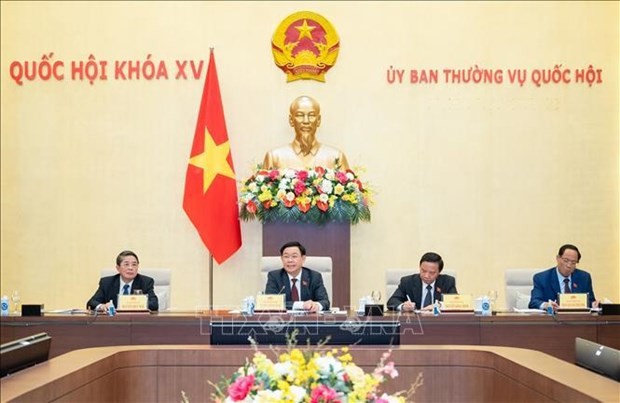 El presidente de la Asamblea Nacional de Vietnam, Vuong Dinh Hue, interviene. (Foto: VNA)