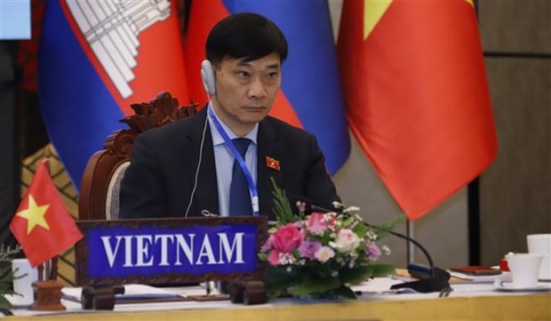 El jefe de la Comisión de Asuntos Económicos de la Asamblea Nacional de Vietnam, Vu Hong Thanh. (Foto: VNA)