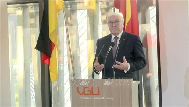El presidente de Alemania, Frank-Walter Steinmeier, presenta un discuso en la Universidad Vietnam-Alemania. (Foto: VNA)