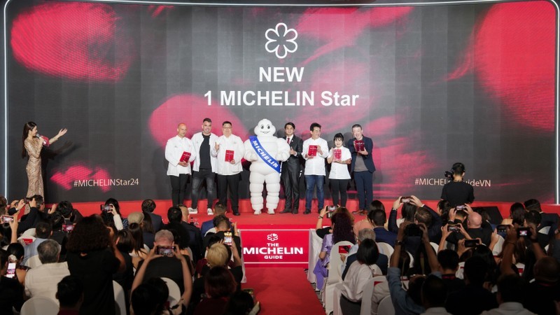 Los tres nuevos restaurantes con una estrella Michelin son La Maison 1888 en el complejo turístico InterContinental Danang Peninsula Resort; y Akuna y El Pabellón Real, en Ciudad Ho Chi Minh. 