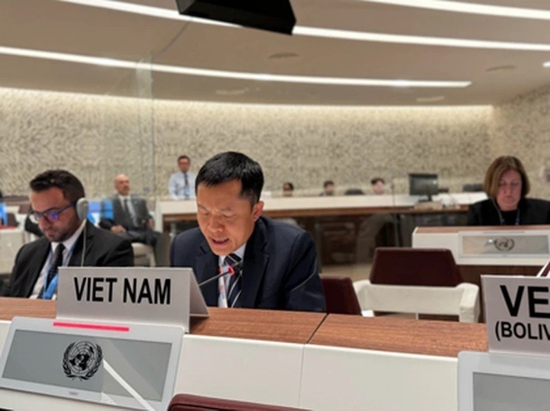 Cung Duc Han, subjefe de la misión permanente de Vietnam en Ginebra. (Foto: VNA)