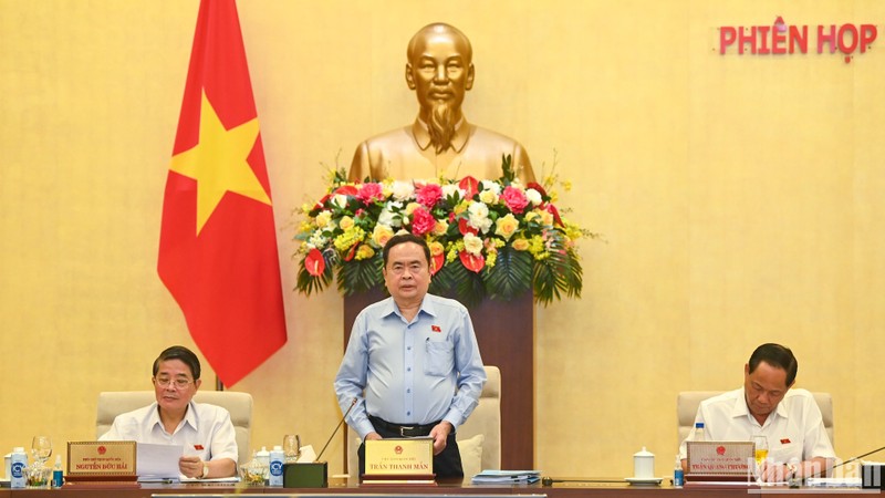 El presidente de la AN, Tran Thanh Man, pronuncia el discurso de apertura.