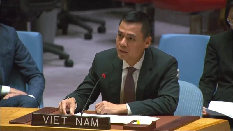 El embajador Dang Hoang Giang, jefe permanente de Vietnam ante la ONU, habla en el debate del 10 de septiembre. (Foto: VNA)