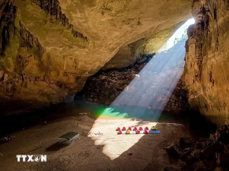 La cueva Son Doong, en la provincia central de Quang Binh, es considerada la mayor gruta del mundo. (Foto: VNA)