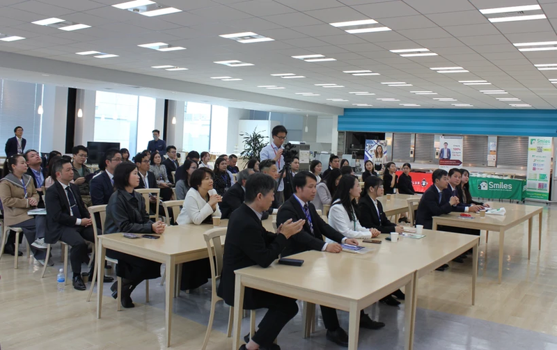 Representantes de empresas japonesas y vietnamitas intercambian experiencias y buscan oportunidades de cooperación en un taller realizado en Tokio. (Foto: VNA)