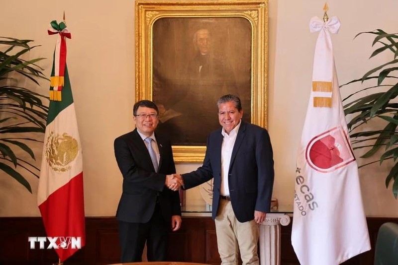 El embajador vietnamita designado en México, Nguyen Van Hai se reúne con el gobernador de Zacatecas, David Monreal Ávila. (Foto: VNA)