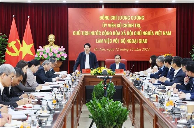 El presidente de Vietnam, Luong Cuong, habla en la cita. (Foto: VNA)