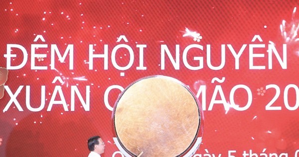 Celebran Tet Nguyen Tieu en Ciudad Ho Chi Minh.
