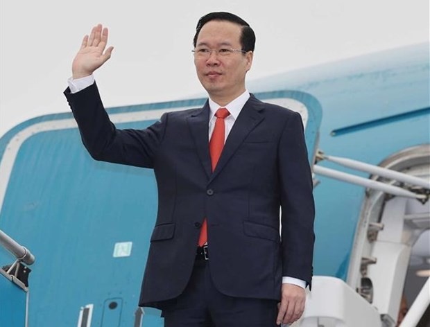 El presidente vietnamita, Vo Van Thuong, partió de Hanói rumbo a Laos para realizar una visita oficial al país vecino (Foto: VNA)