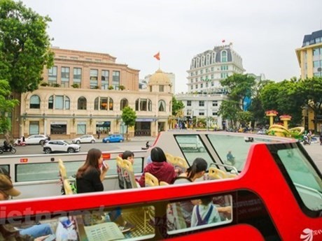 Turistas en Hanói (Fuente:VNA)