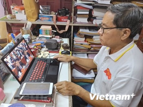 El reportero Khamvisan Keosouphan, exsubjefe del Departamento de Propaganda y Entrenamiento del Comité Central del Partido Popular Revolucionario de Laos. (Foto de cortesía por el entrevistado)