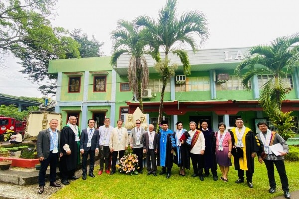 Una delegación de la Asociación de Amistad Vietnam-Filipinas visita la Universidad Politécnica Laguna. 