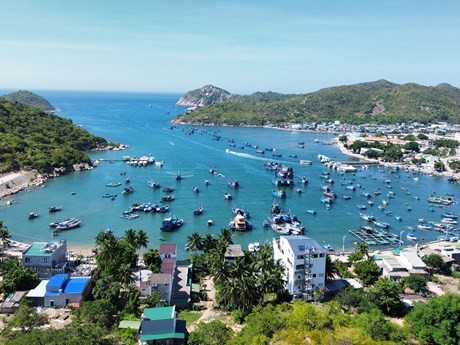 Descubra belleza de reserva de biosfera Nui Chua en Vietnam