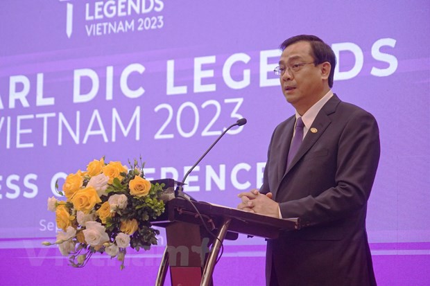 El jefe del Departamento General de Turismo de Vietnam, Nguyen Trung Khanh.