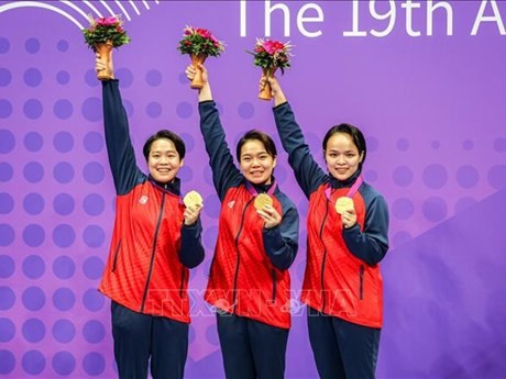 Atletas vietnamitas celebran el triunfo (Fuente:VNA)
