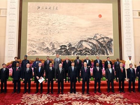 Líderes de los países participan en el evento (Fuente:AFP/VNA)