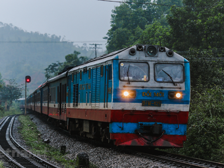 Florecen negocios de empresas ferroviarias de Vietnam