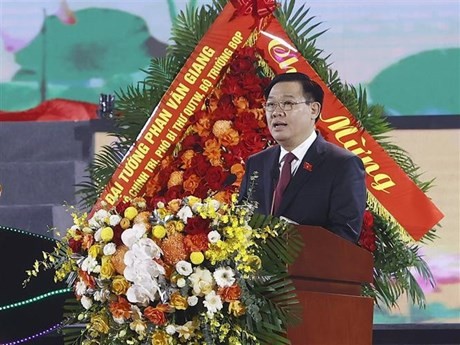 El presidente de la Asamblea Nacional de Vietnam, Vuong Dinh Hue, interviene en la cita (Foto: VNA)