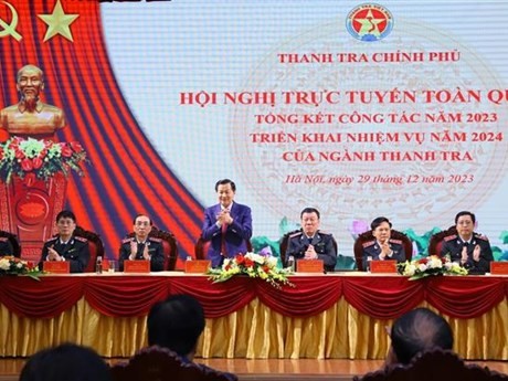El viceprimer ministro de Vietnam Le Minh Khai preside la conferencia (Fuente: VNA)