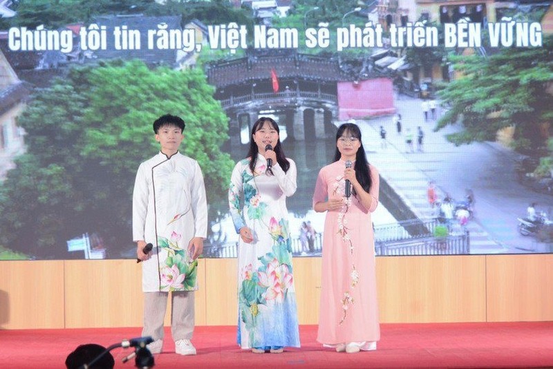 Aumentan estudiantes extranjeros en Vietnam 