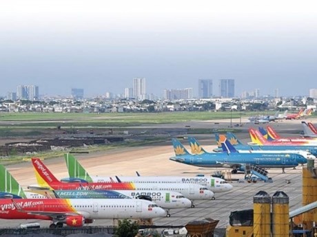 El mercado de aviación de Vietnam se recuperá completamente en 2024 según los pronósticos. (Foto: VNA)