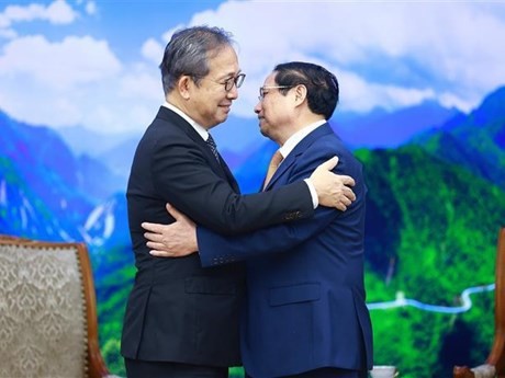 Premier vietnamita Pham Minh Chinh recibe al embajador saliente japonés Yamada Takio (Fuente:VNA)