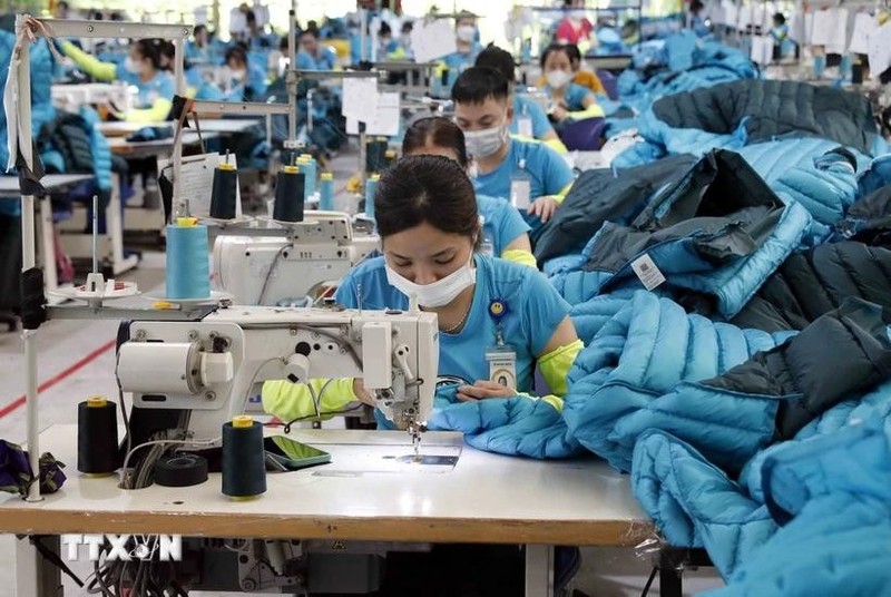 Las empresas textiles y de confección vietnamitas enfrentaron muchas dificultades en 2023. (Foto ilustrada. Fuente: VNA)