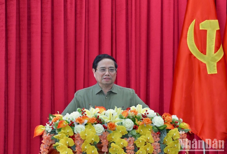 El primer ministro de Vietnam, Pham Minh Chinh, interviene en la cita.