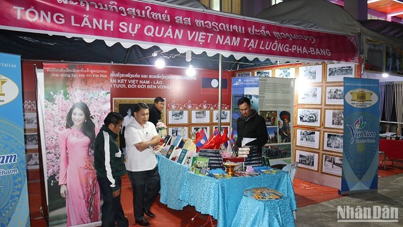 Celebran Feria de comercio y turismo Vietnam- Laos 2024