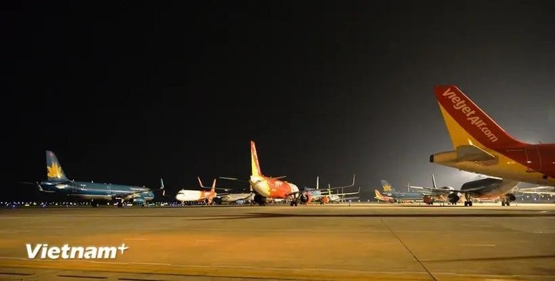 Los aeropuertos operarán vuelos nocturnos durante el Año Nuevo Lunar. (Foto: VNA)