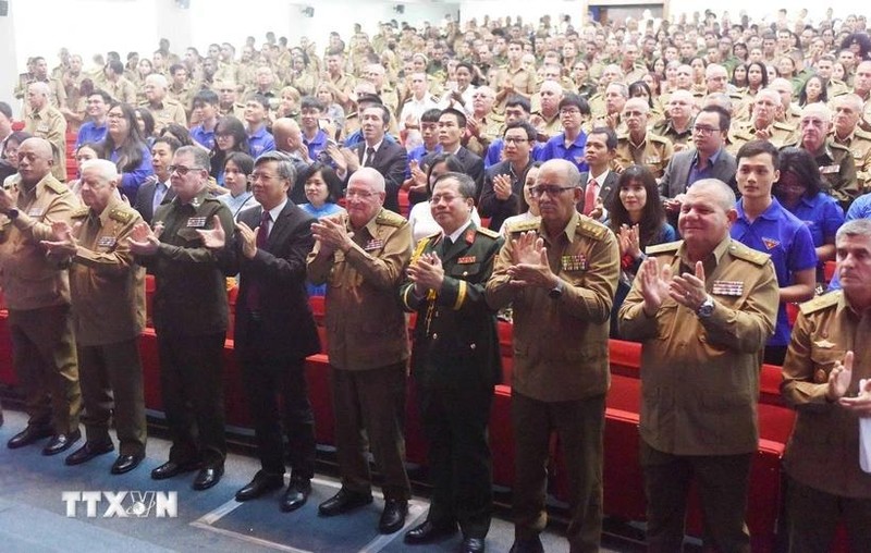 En el acto conmemorativo por el aniversario 80 de la fundación del Ejército Popular de Vietnam, celebrado en Cuba. (Fuente: VNA)