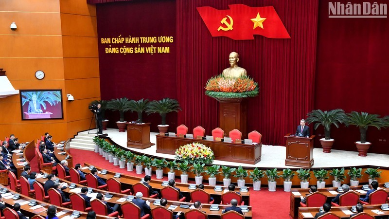 El secretario general del Partido Comunista de Vietnam, To Lam, interviene en la sesión. (Fotografía: Nhan Dan)