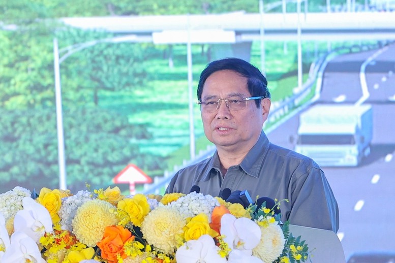 El primer ministro de Vietnam, Pham Minh Chinh, interviene en la ceremonia. (Fotografía: VGP)